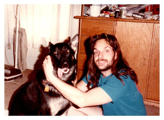 5662984