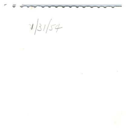 5697572